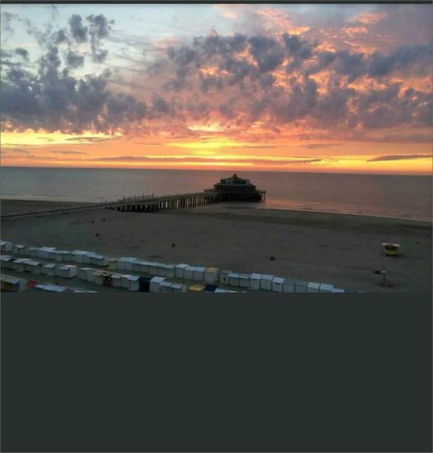 Отель Tiny Beachhouse Belgium, Вендуйне Экстерьер фото